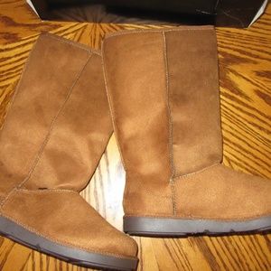 Relativity 7.5 Chestnut Manmade Boots